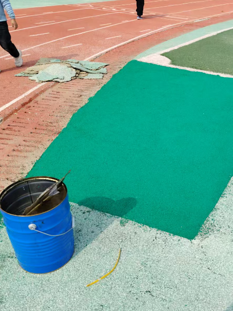 固原球场翻新修补改造专项服务介绍